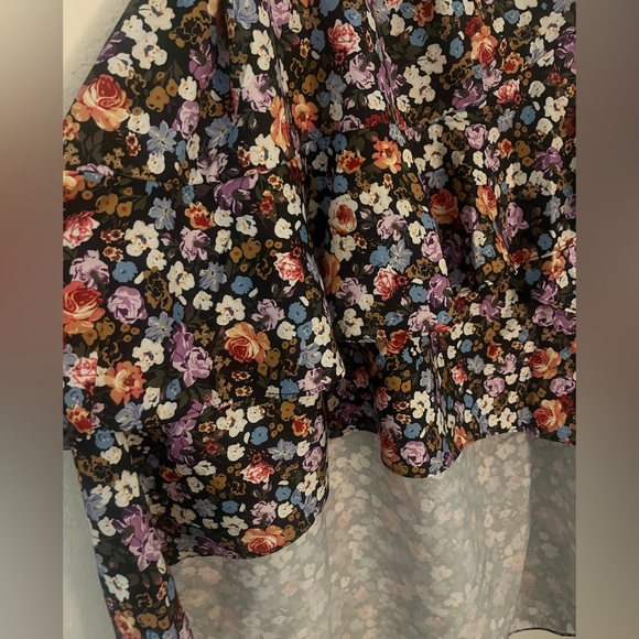 SHEIN Asymmetrical Floral Skirt - Picture 3 of 3